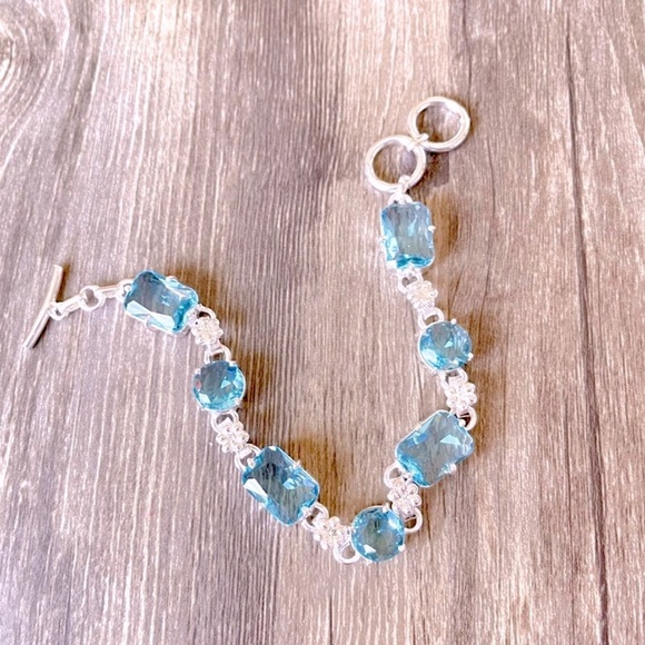 Blue Quartz Bracelet - Picture 2 of 5